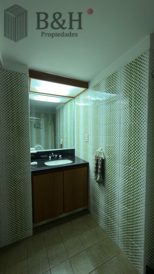Apartamento ID.6346 - Venta Apartamento 2 Dormitorios y Dependencia Península Punta del Este