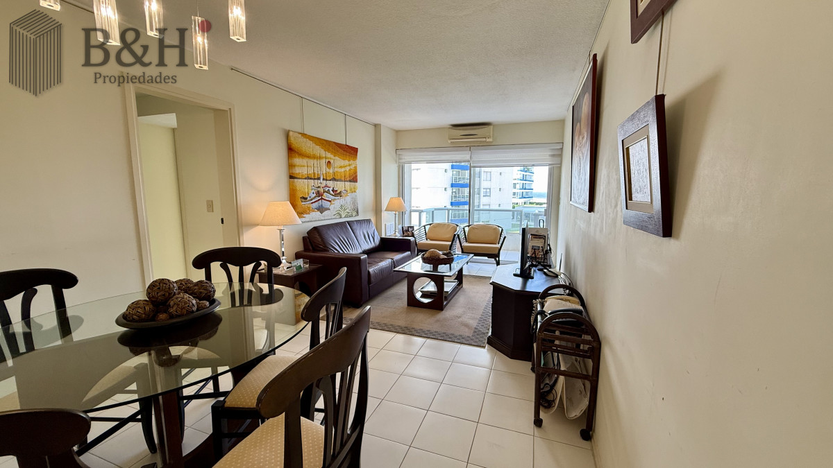 Apartamento ID.6345 - Venta Apartamento 2 Dormitorios Punta del Este