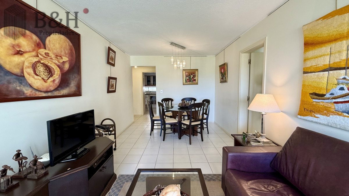 Apartamento ID.6345 - Venta Apartamento 2 Dormitorios Punta del Este