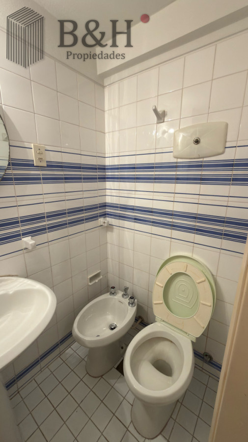 Apartamento ID.6346 - Venta Apartamento 2 Dormitorios y Dependencia Península Punta del Este