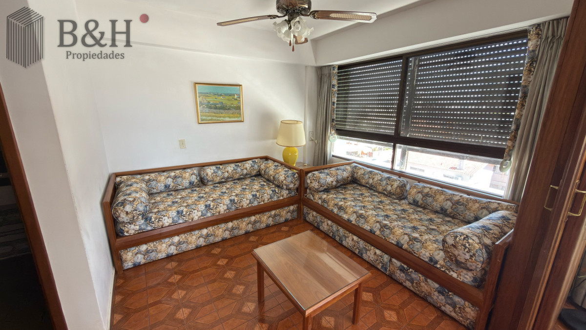 Apartamento ID.6346 - Venta Apartamento 2 Dormitorios y Dependencia Península Punta del Este