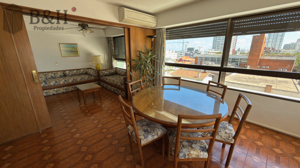 Apartamento ID.6346 - Venta Apartamento 2 Dormitorios y Dependencia Península Punta del Este