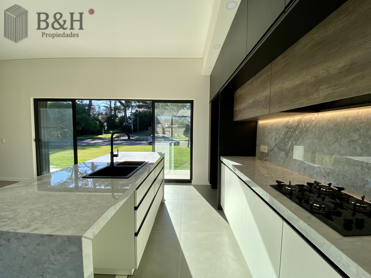 Golf - GoPunta - Portal Inmobiliario de Punta del Este - Maldonado