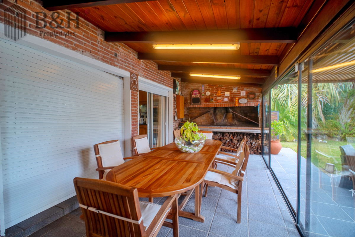 Casa ID.7588 - Venta casa 3 dormitorios Pinares
