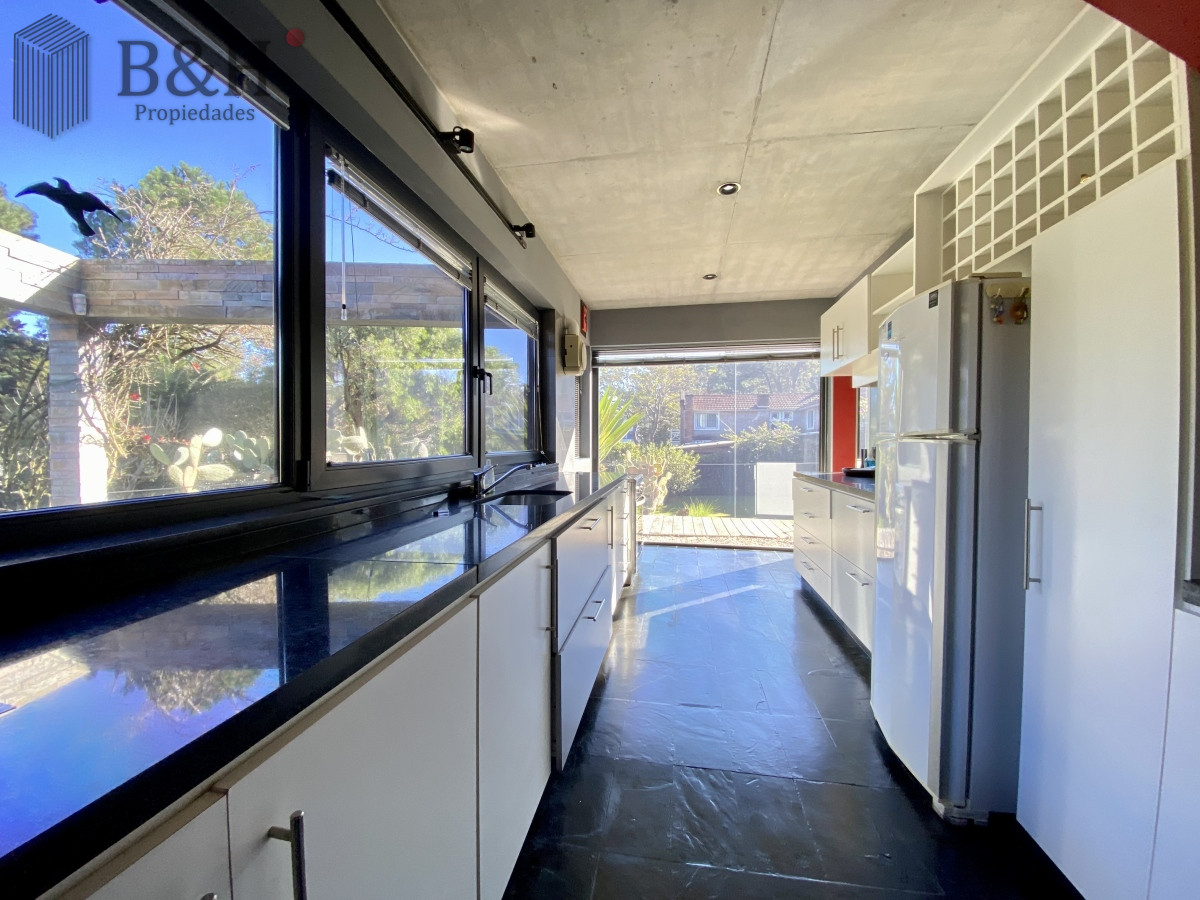 Casa ID.2981 - Casa Venta 2 dormitorios + servicio Punta del Este