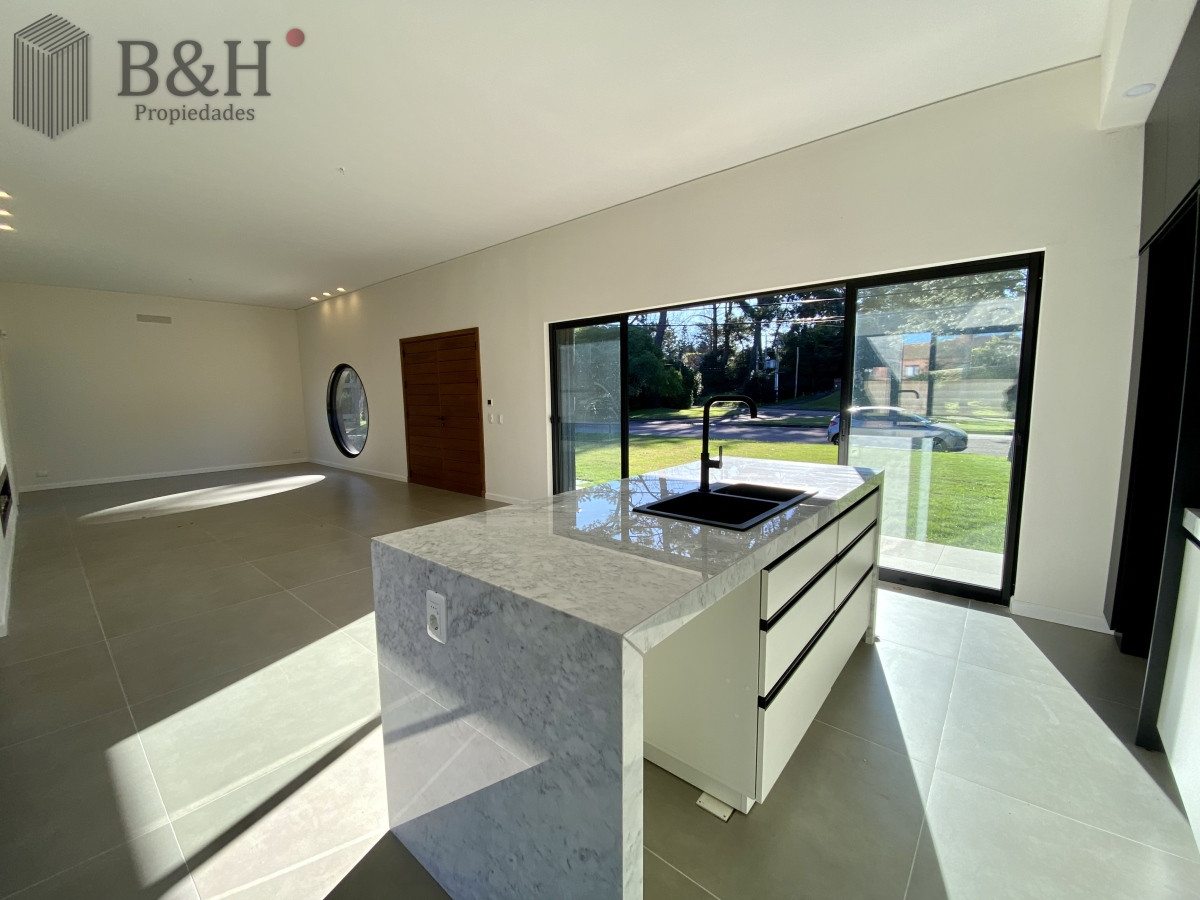 Golf - GoPunta - Portal Inmobiliario de Punta del Este - Maldonado