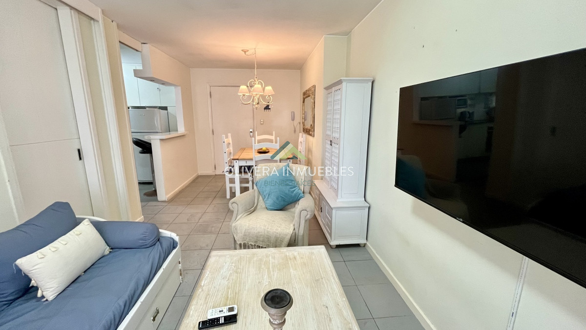 Apartamento ID.12126 - Apartamento Alquiler Anual 1 dormitorio Punta del Este