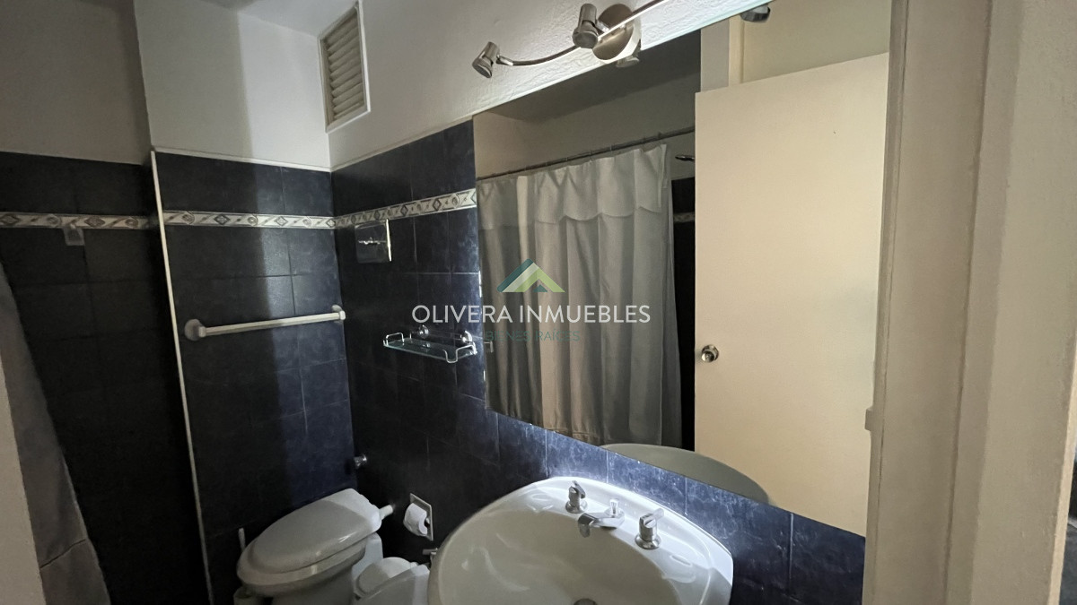 Apartamento ID.12126 - Apartamento Alquiler Anual 1 dormitorio Punta del Este
