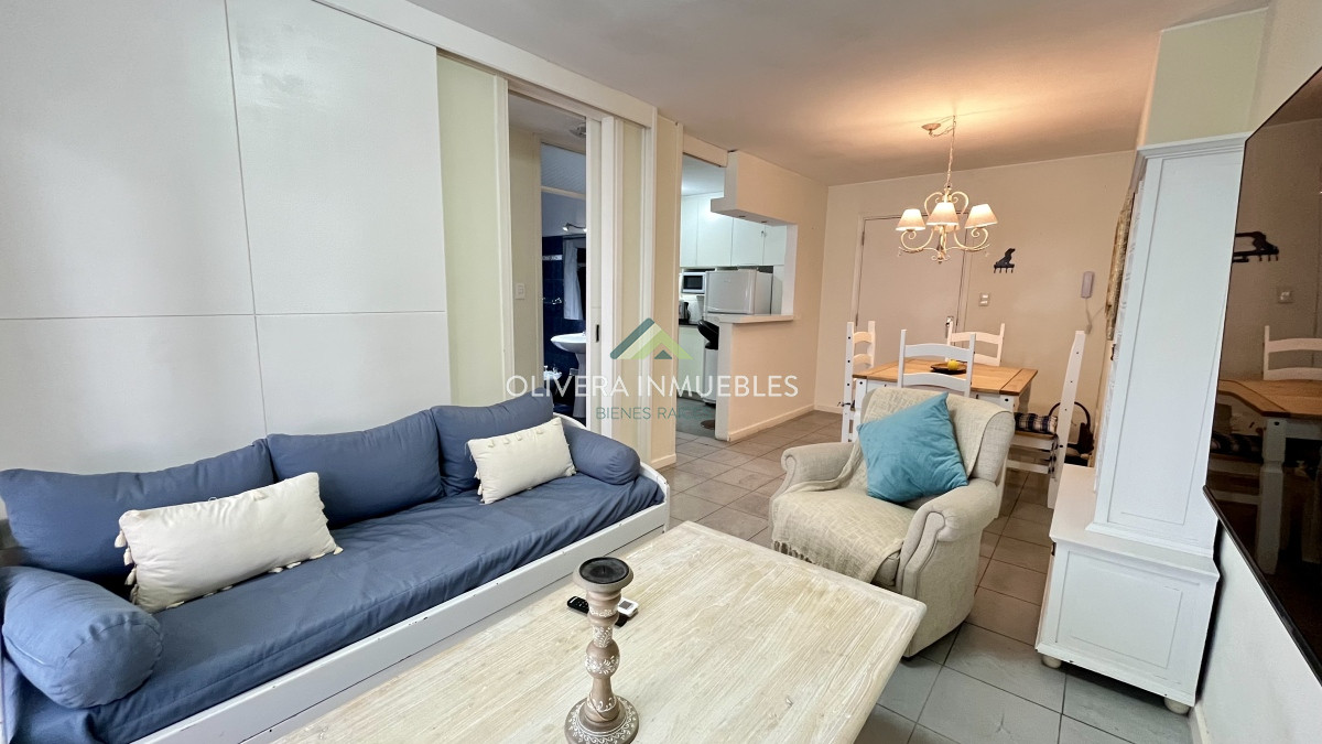 Apartamento ID.12126 - Apartamento Alquiler Anual 1 dormitorio Punta del Este