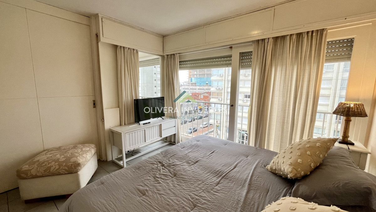 Apartamento ID.12126 - Apartamento Alquiler Anual 1 dormitorio Punta del Este