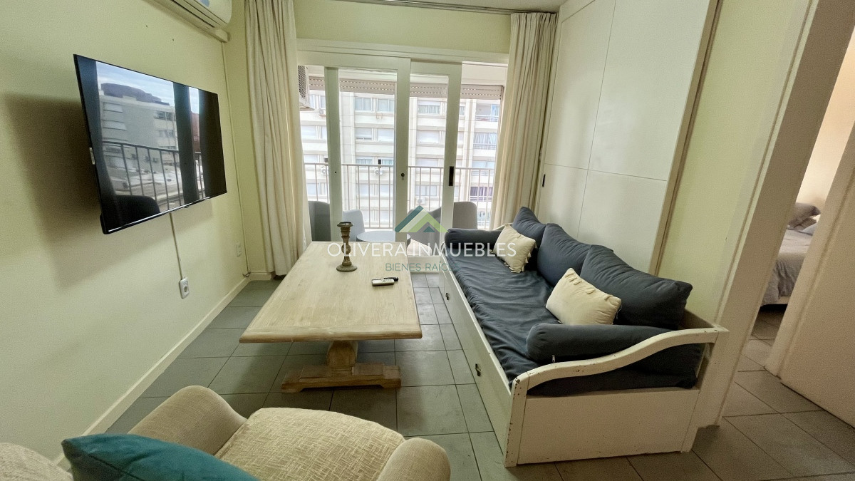 Apartamento ID.12126 - Apartamento Alquiler Anual 1 dormitorio Punta del Este