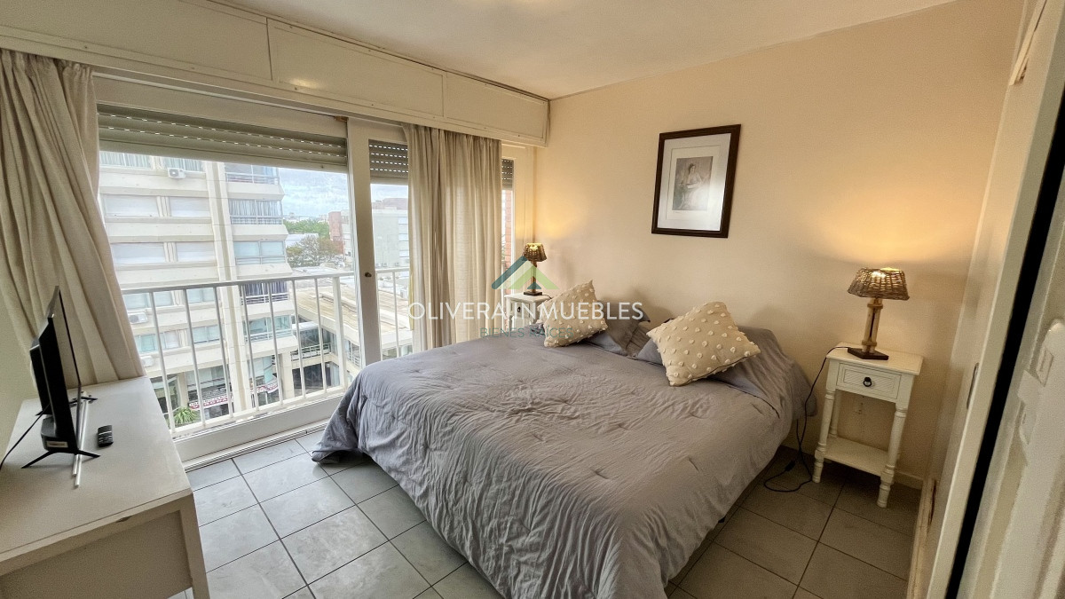 Apartamento ID.12126 - Apartamento Alquiler Anual 1 dormitorio Punta del Este