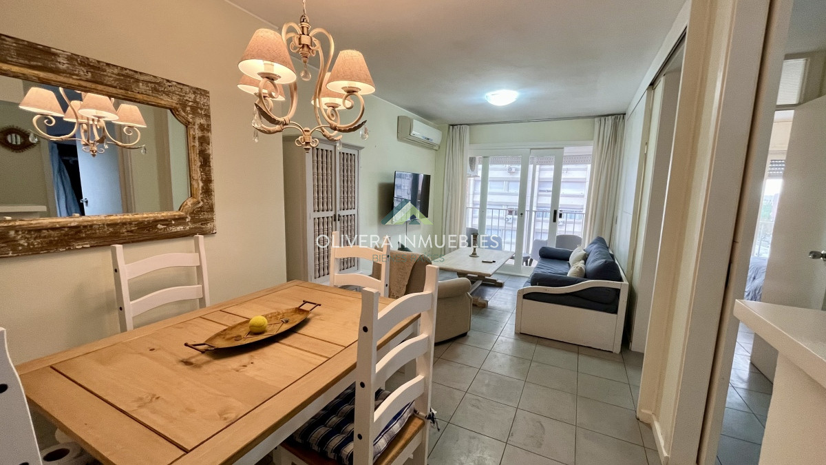 Apartamento ID.12126 - Apartamento Alquiler Anual 1 dormitorio Punta del Este
