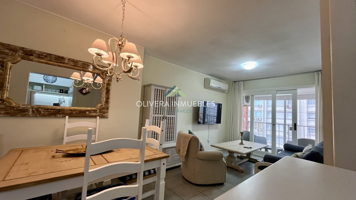 Apartamento ID.12126 - Apartamento Alquiler Anual 1 dormitorio Punta del Este
