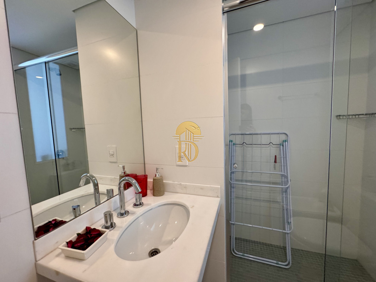 Venta apartamento 2 dormitorios 2 baños Punta del Este -id-142-19