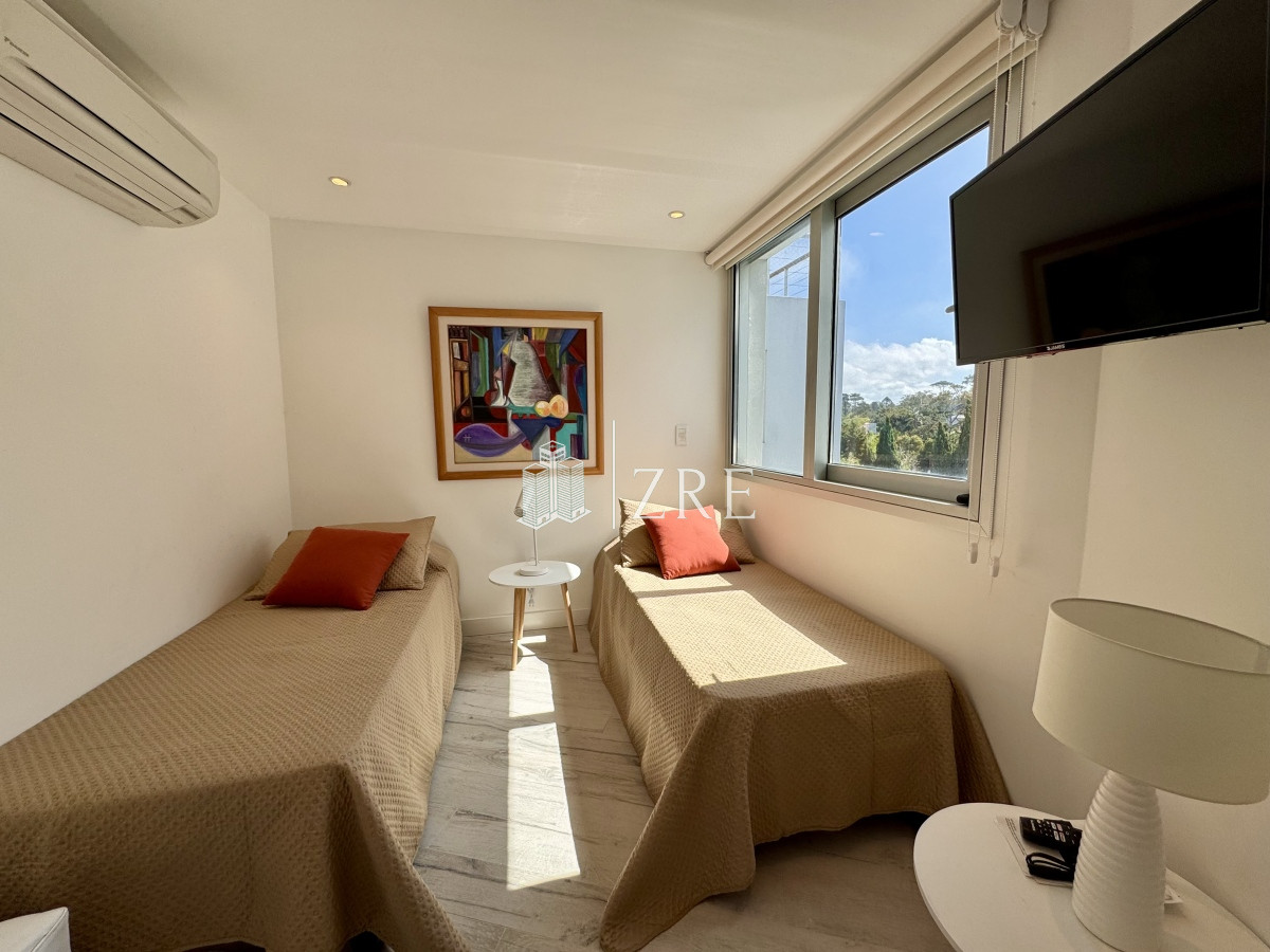 Apartamento ID.18 - Alquiler temporal apartamento 3 dormitorios + servicio
