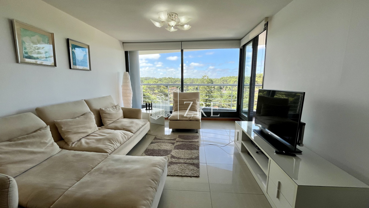 Apartamento ID.20 - Venta Apartamento 3 Dormitorios Punta del Este Av Roosevelt