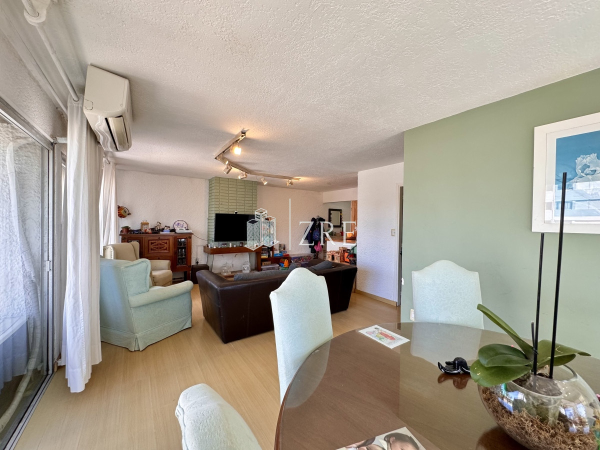Apartamento ID.6 - Venta Apartamento 3 dormitorios Punta del Este