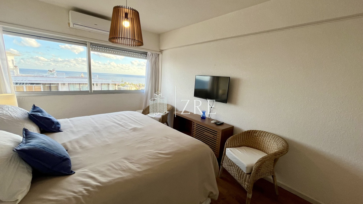 Apartamento ID.8 - Apartamento venta 3 dormitorios 3 baños Punta del Este