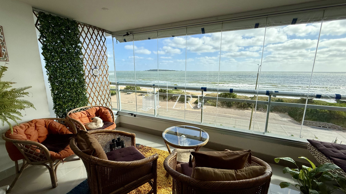 Apartamento ID.1058 - VENTA APARTAMENTO 2 DORMITORIOS MANSA PUNTA DEL ESTE