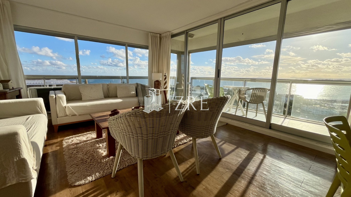 Apartamento ID.8 - Apartamento venta 3 dormitorios 3 baños Punta del Este