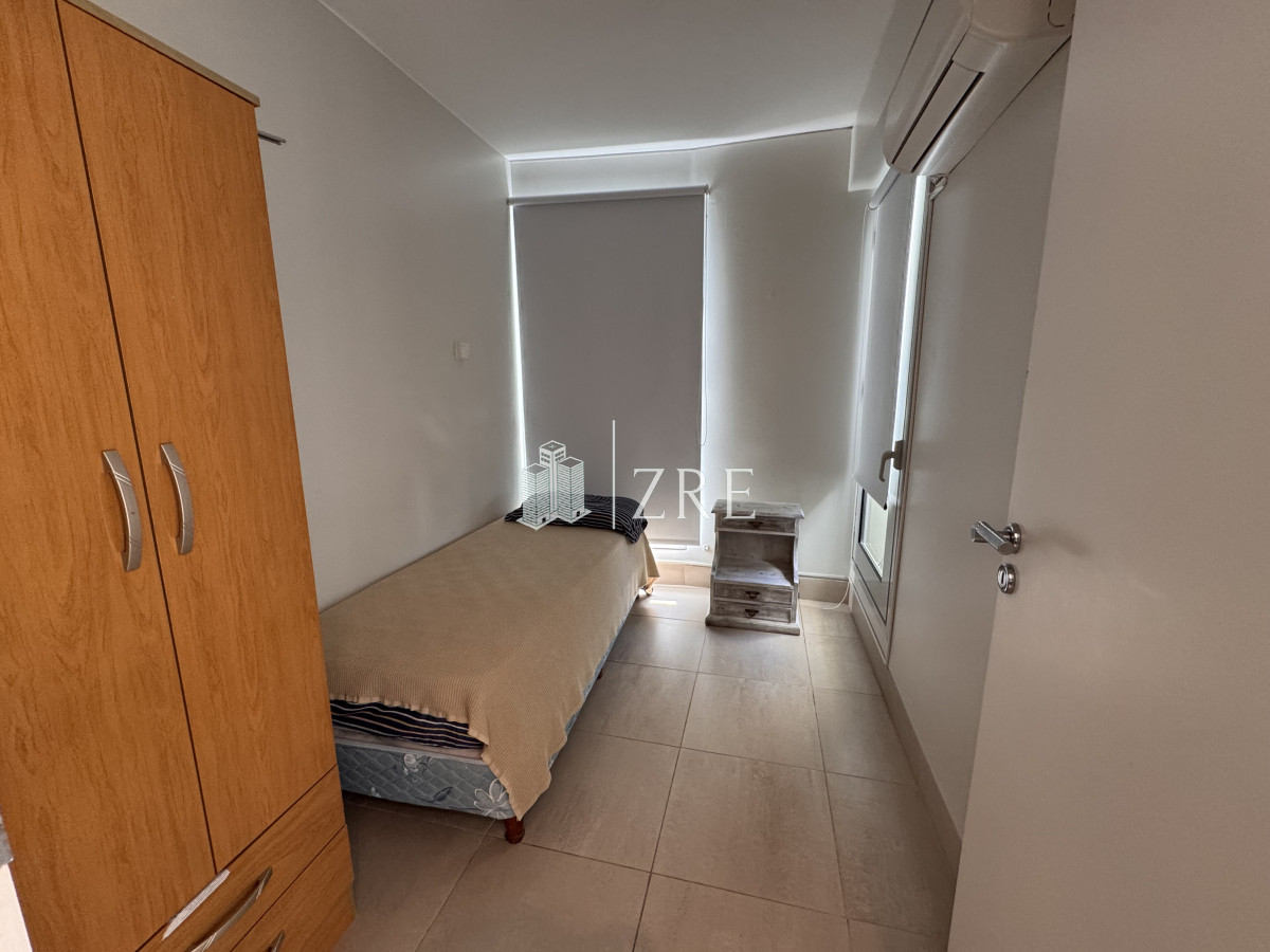Apartamento ID.17 - Venta Apartamento 2 dormitorios y servicio Le Parc Punta Del Este