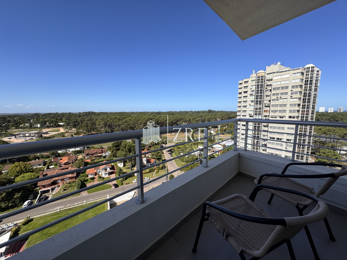 Apartamento ID.15 - Venta apartamento 2 dormitorios 2 baños Punta del Este