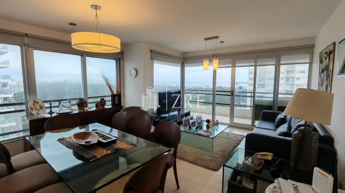 Apartamento ID.896 - VENTA APARTAMENTO DE 3 DORMITORIOS EN ROOSEVELT