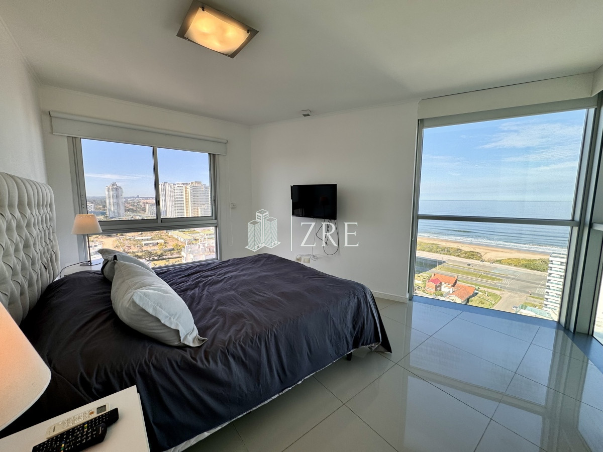 Apartamento ID.16 - Venta Apartamento 3 dormitorios 4 baños Punta del Este
