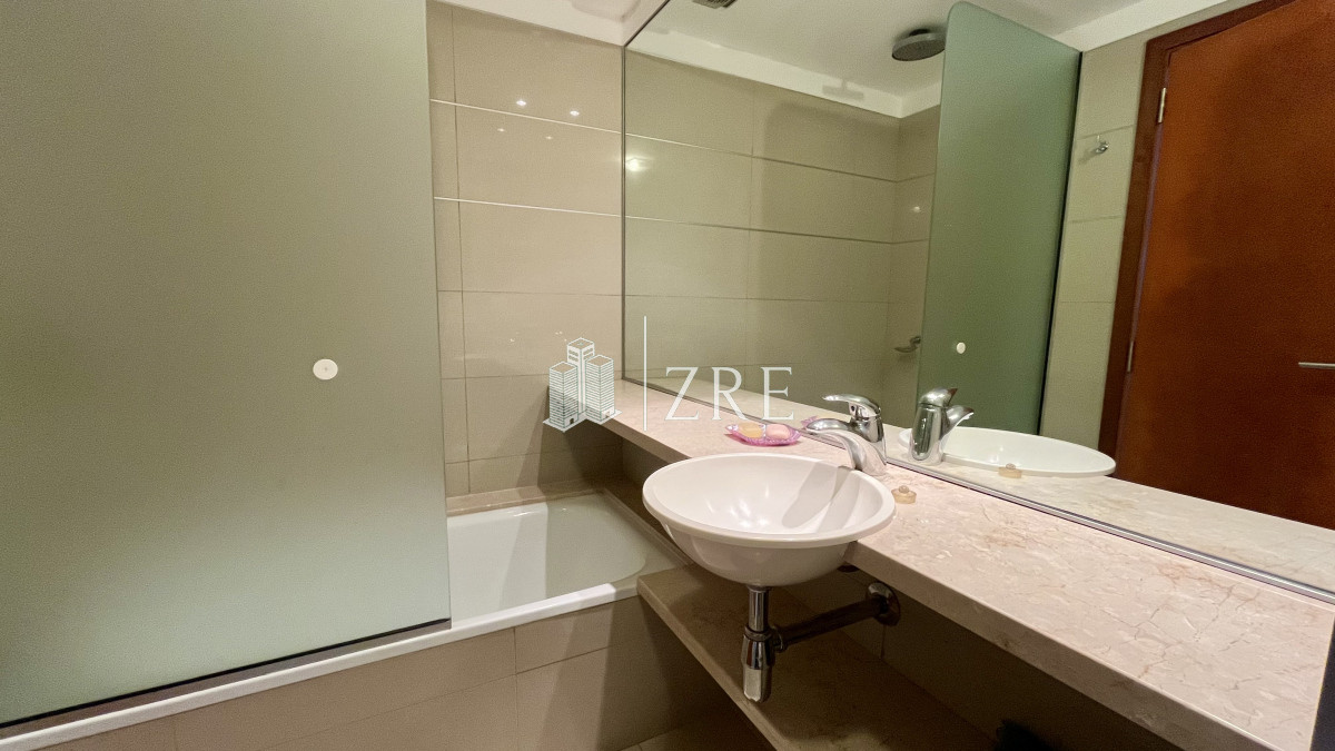Apartamento ID.20 - Venta Apartamento 3 Dormitorios Punta del Este Av Roosevelt