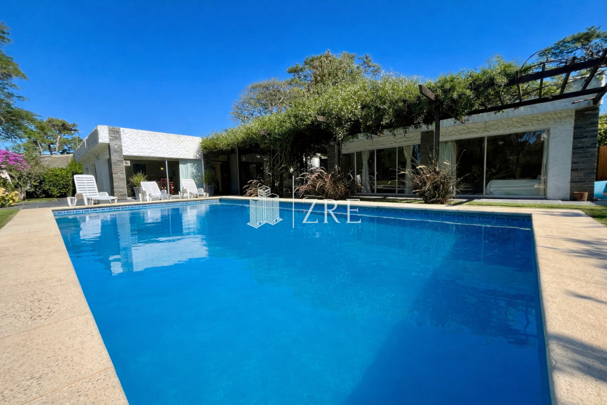 Casa ID.1363 - VENTA DE CASA EN PUNTA DEL ESTE 