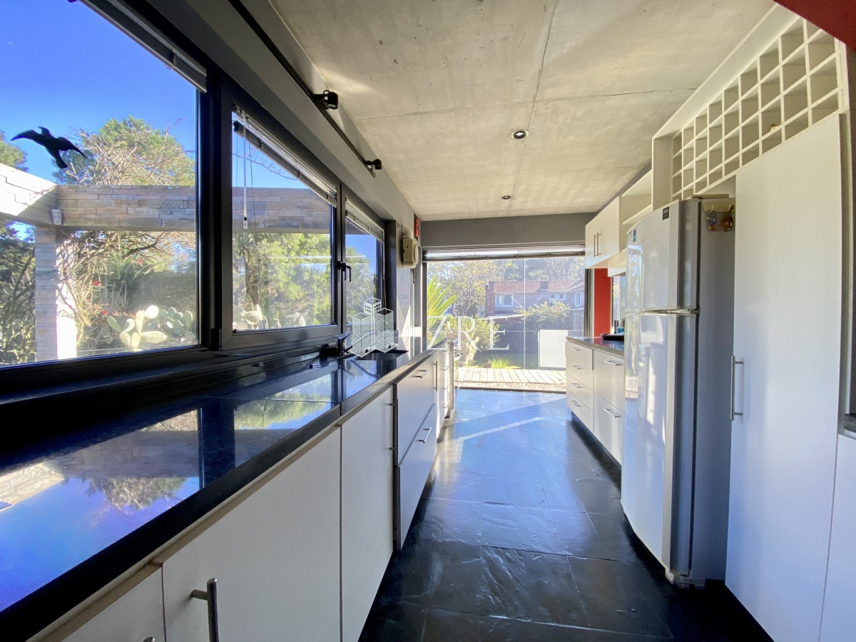 Casa ID.13 - Casa Venta 2 dormitorios + servicio Punta del Este