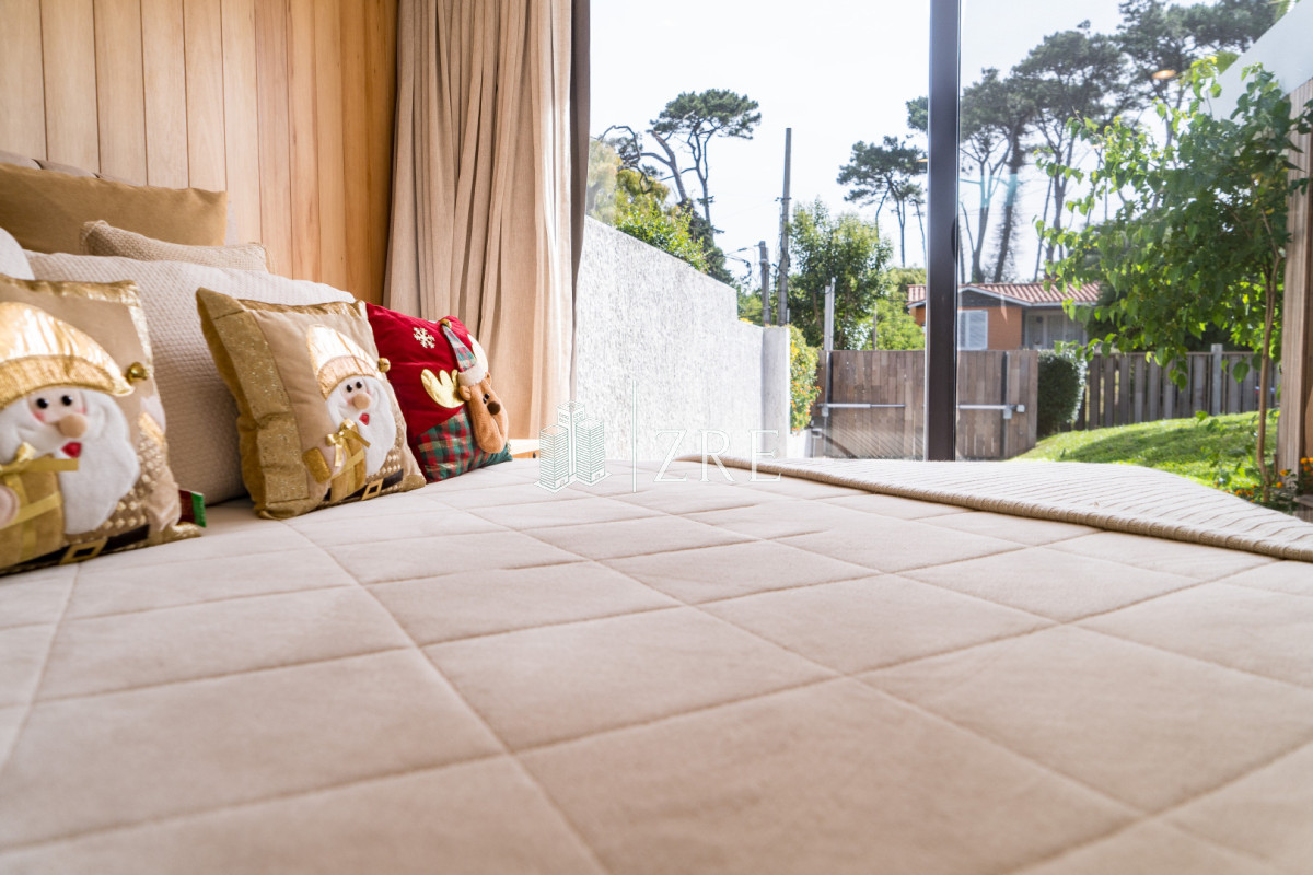 Casa ID.1273 - Venta Casa 4 dormitorios mas dependencia Punta del Este