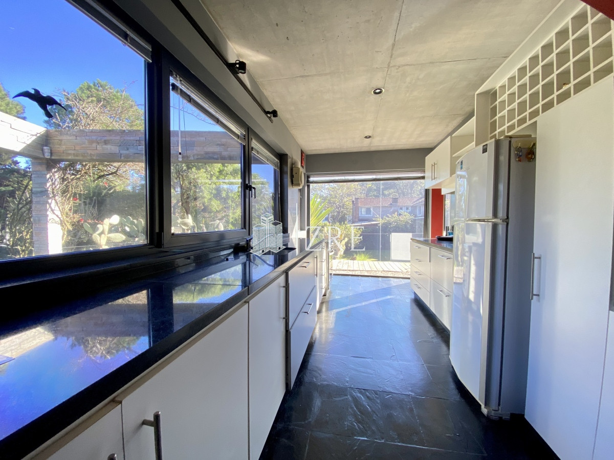 Casa ID.13 - Casa Venta 2 dormitorios + servicio Punta del Este