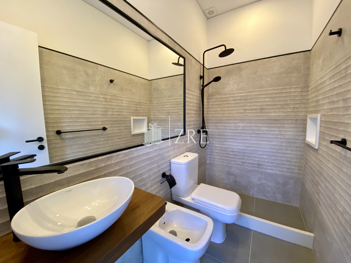 Casa ID.3 - Venta casa 3 dormitorios mas dependencia Punta del Este