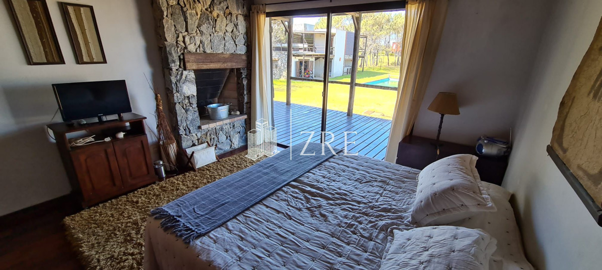Casa ID.28 - ESPECTACULAR CHALET EARENAS DE JOSE IGNACIO 