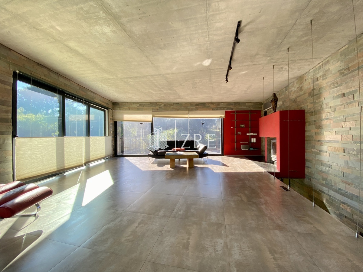 Casa ID.13 - Casa Venta 2 dormitorios + servicio Punta del Este