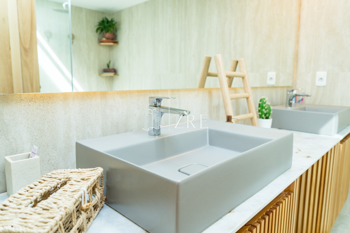 Casa ID.1273 - Venta Casa 4 dormitorios mas dependencia Punta del Este