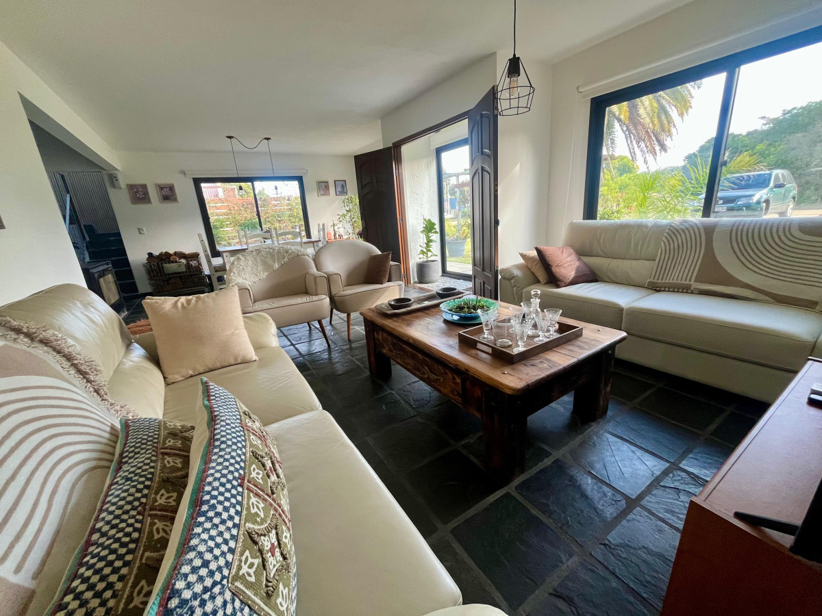 Venta de casa en Punta Ballena-Sauce de Portezuelo