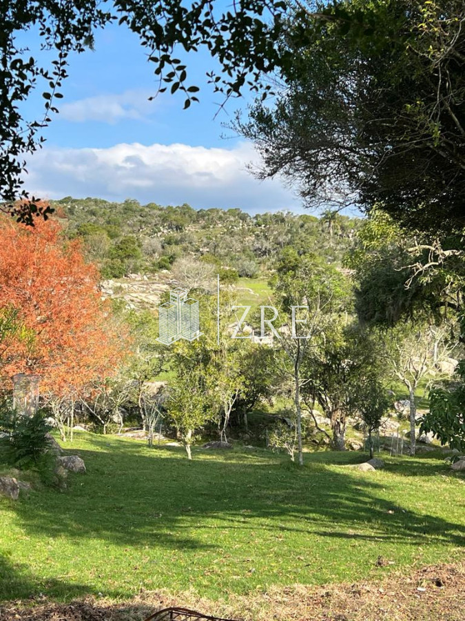 Campo Ref.1337 - Campo chacra en venta Maldonado Cerro Catedral 