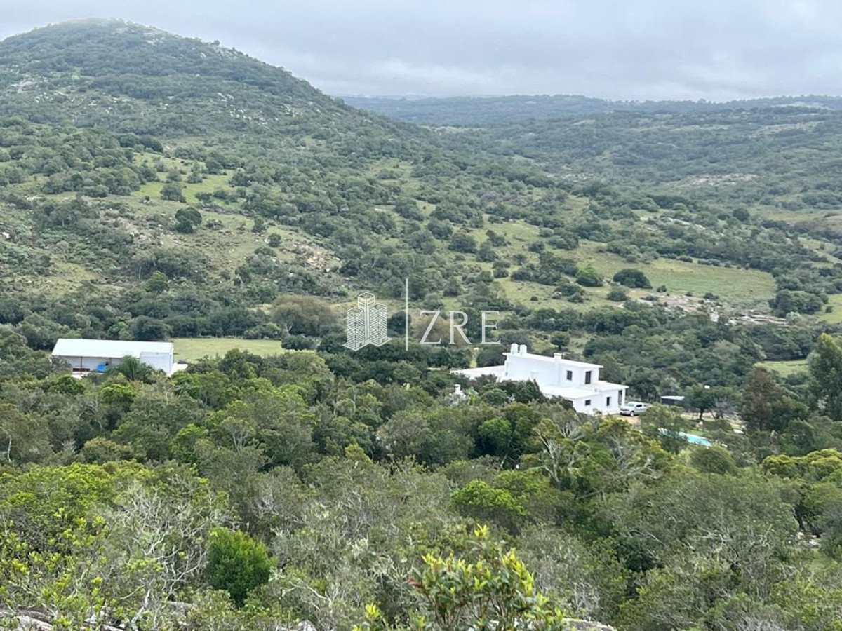 Campo Ref.1337 - Campo chacra en venta Maldonado Cerro Catedral 