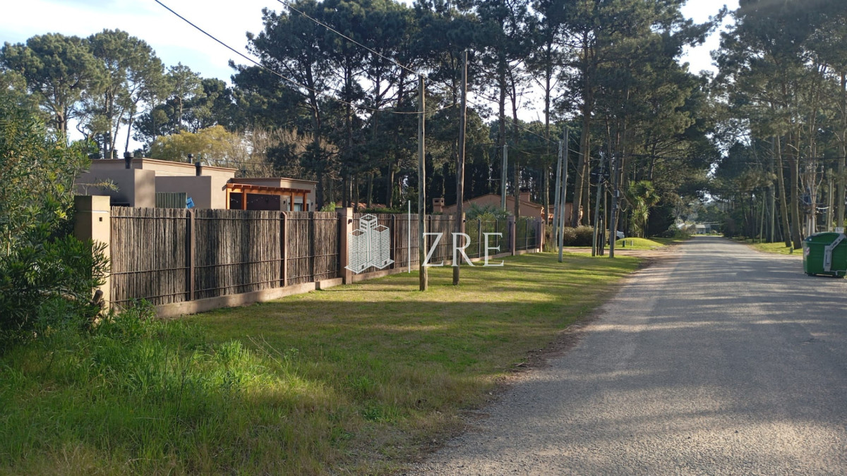 Terreno ID.1481 - Terreno en Venta en Parque Burnett Apto para PH