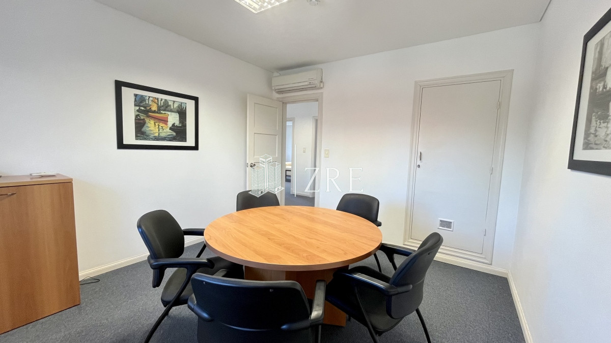 Oficina ID.1060 - Venta - Alquilo - Oficina  Punta del Este