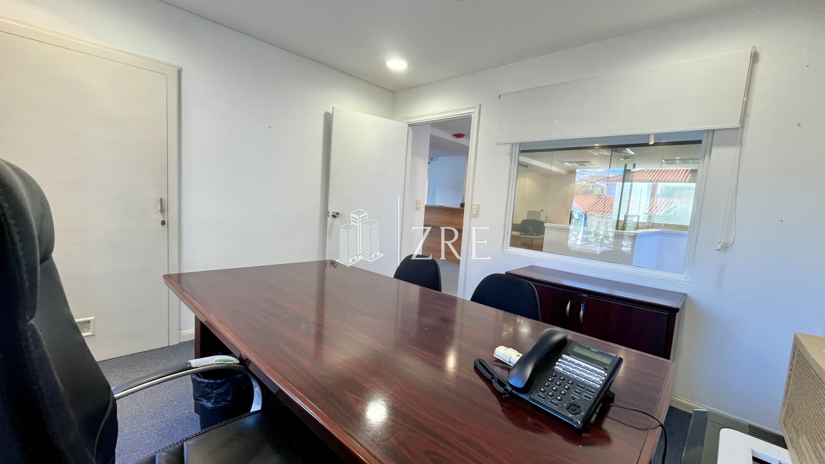Oficina ID.1060 - Venta - Alquilo - Oficina  Punta del Este