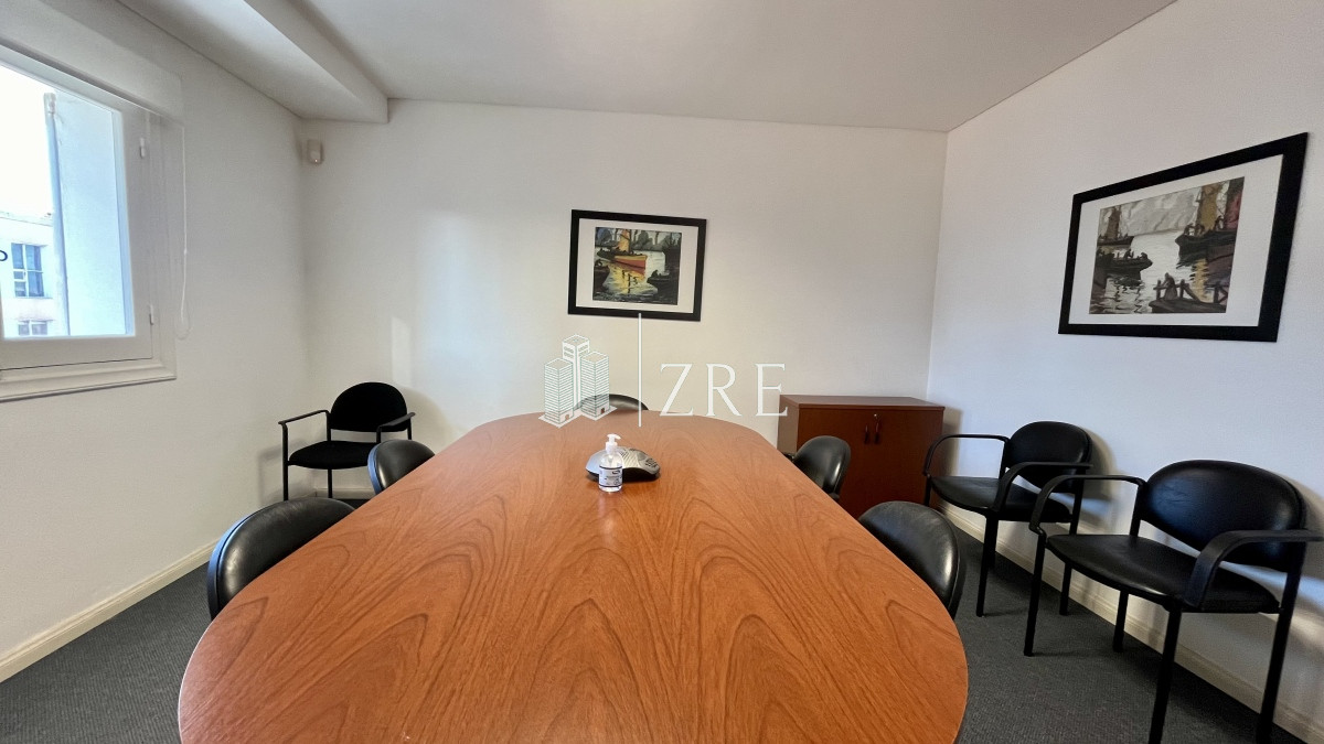 Oficina ID.1060 - Venta - Alquilo - Oficina  Punta del Este