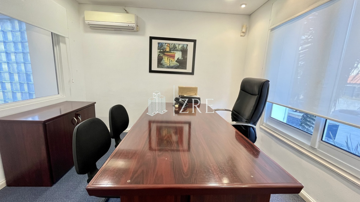 Oficina ID.1060 - Venta - Alquilo - Oficina  Punta del Este