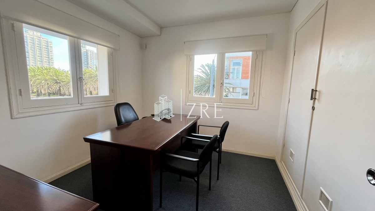 Oficina ID.1060 - Venta - Alquilo - Oficina  Punta del Este