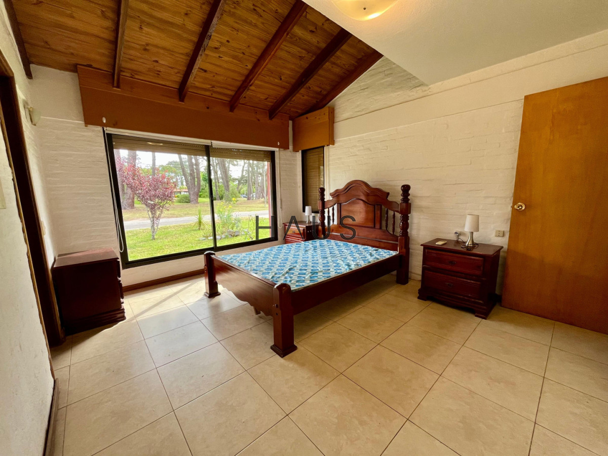 Casa ID.602 - VENTA CASA DE 4 DORMITORIOS PUNTA DEL ESTE 