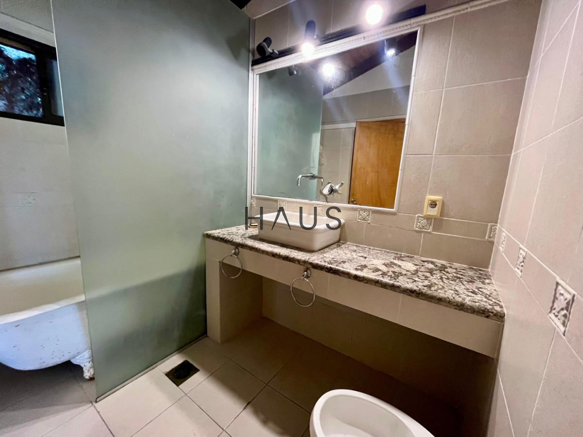 Casa ID.602 - VENTA CASA DE 4 DORMITORIOS PUNTA DEL ESTE 