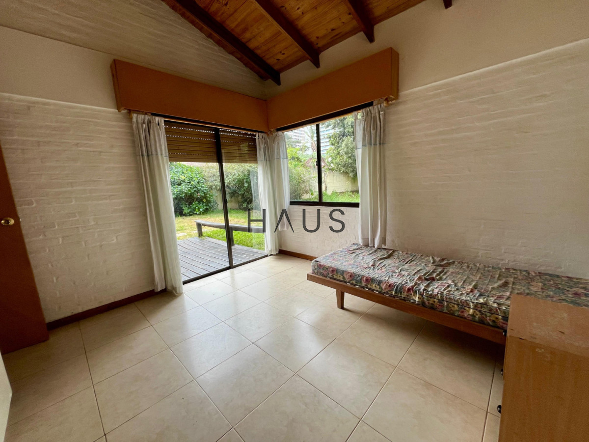 Casa ID.602 - VENTA CASA DE 4 DORMITORIOS PUNTA DEL ESTE 